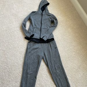 Nike Dri fit sweatsuit